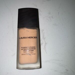 Laura mercier foundation